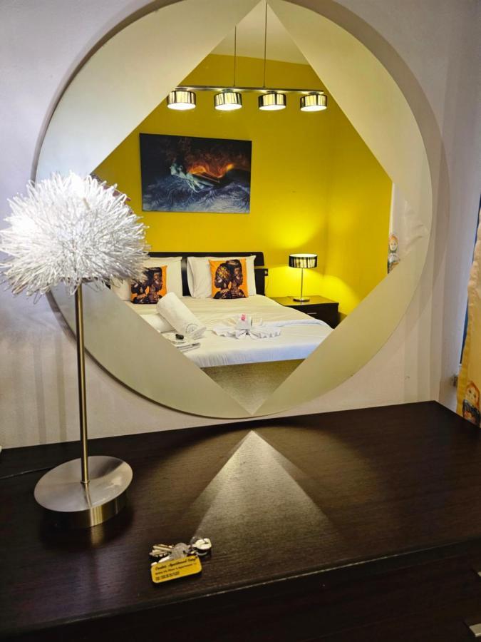 Center Apartment Easy_Luxury ติรานา ภายนอก รูปภาพ