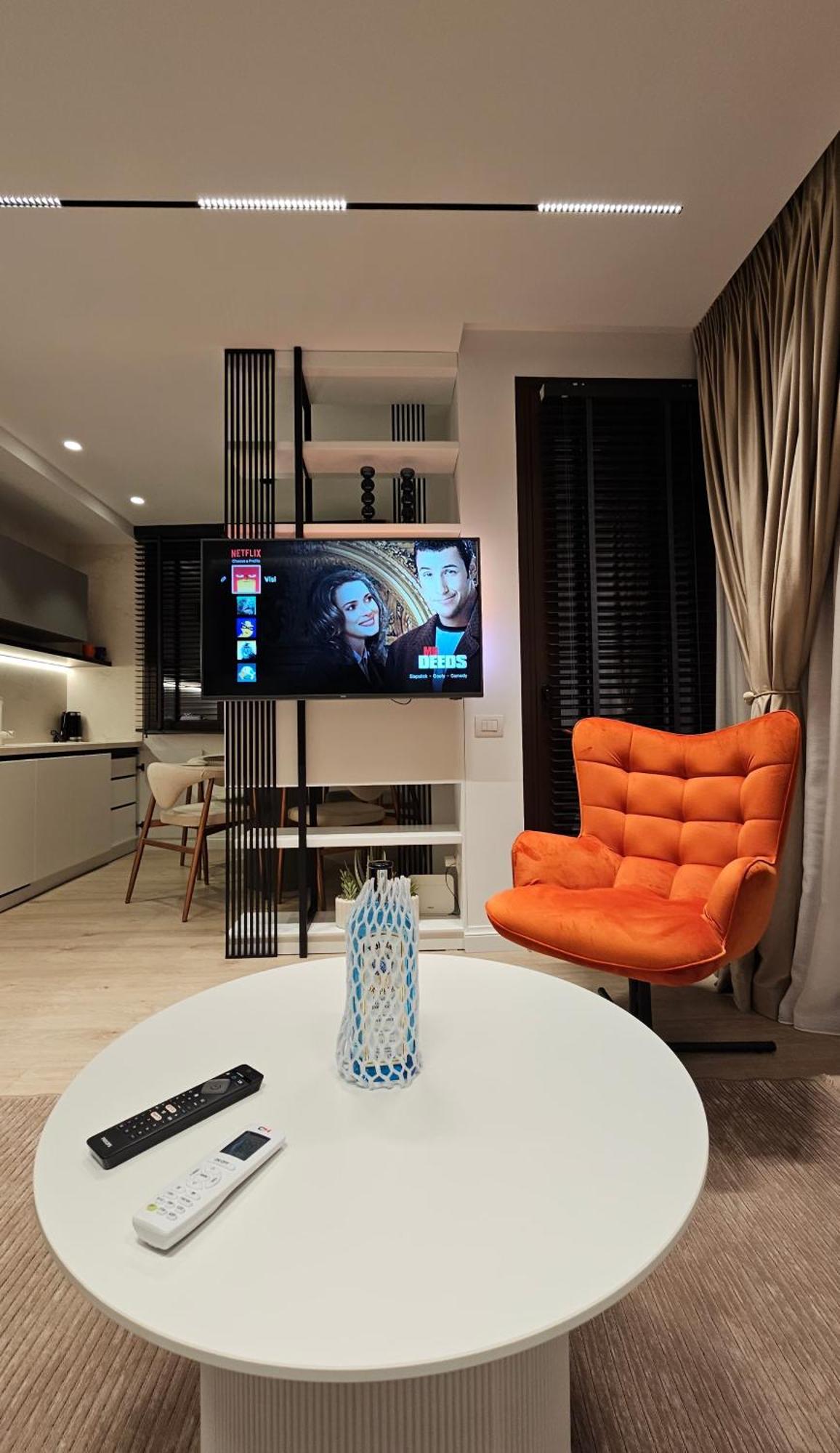 Center Apartment Easy_Luxury ติรานา ภายนอก รูปภาพ