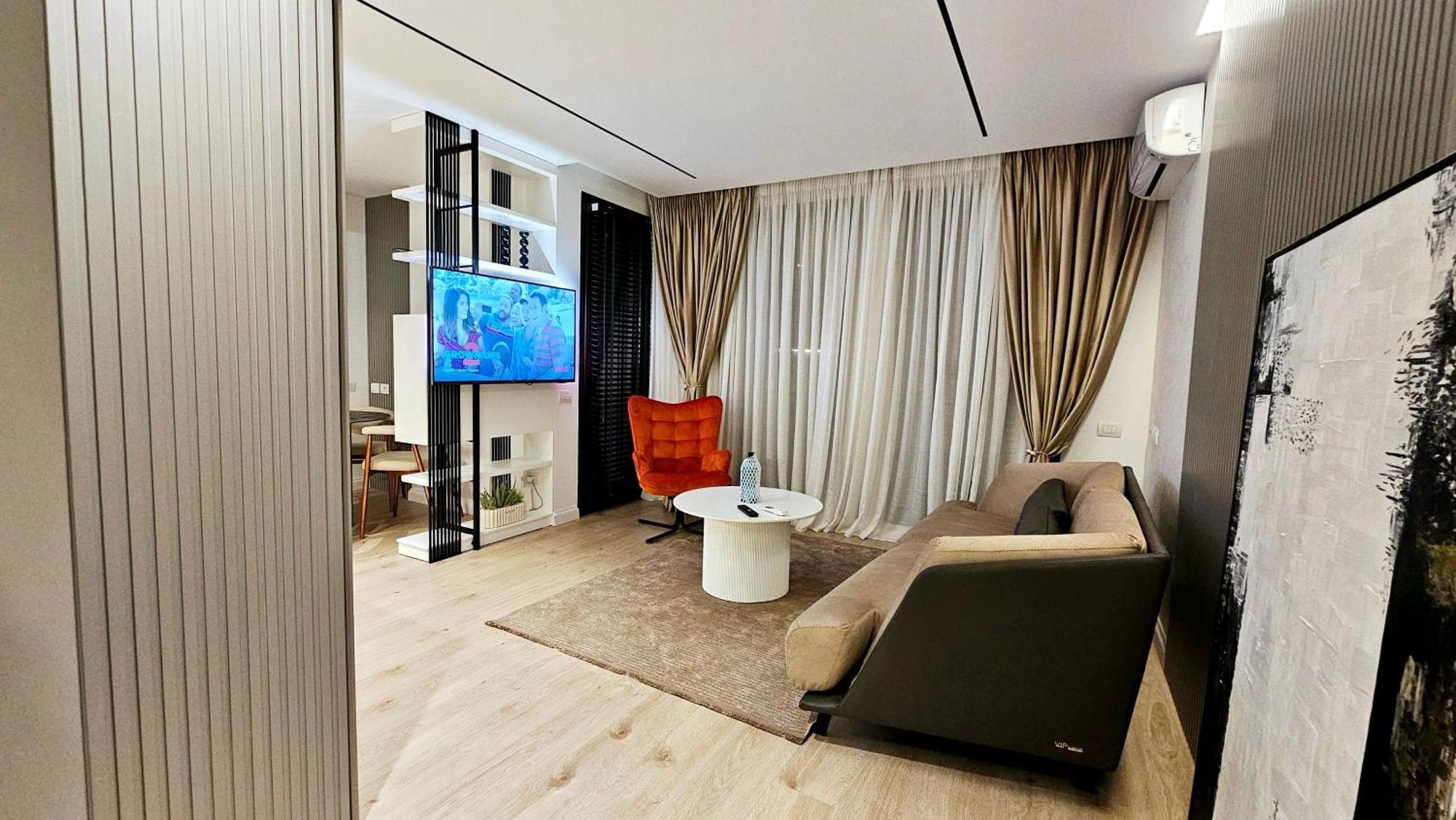 Center Apartment Easy_Luxury ติรานา ห้อง รูปภาพ