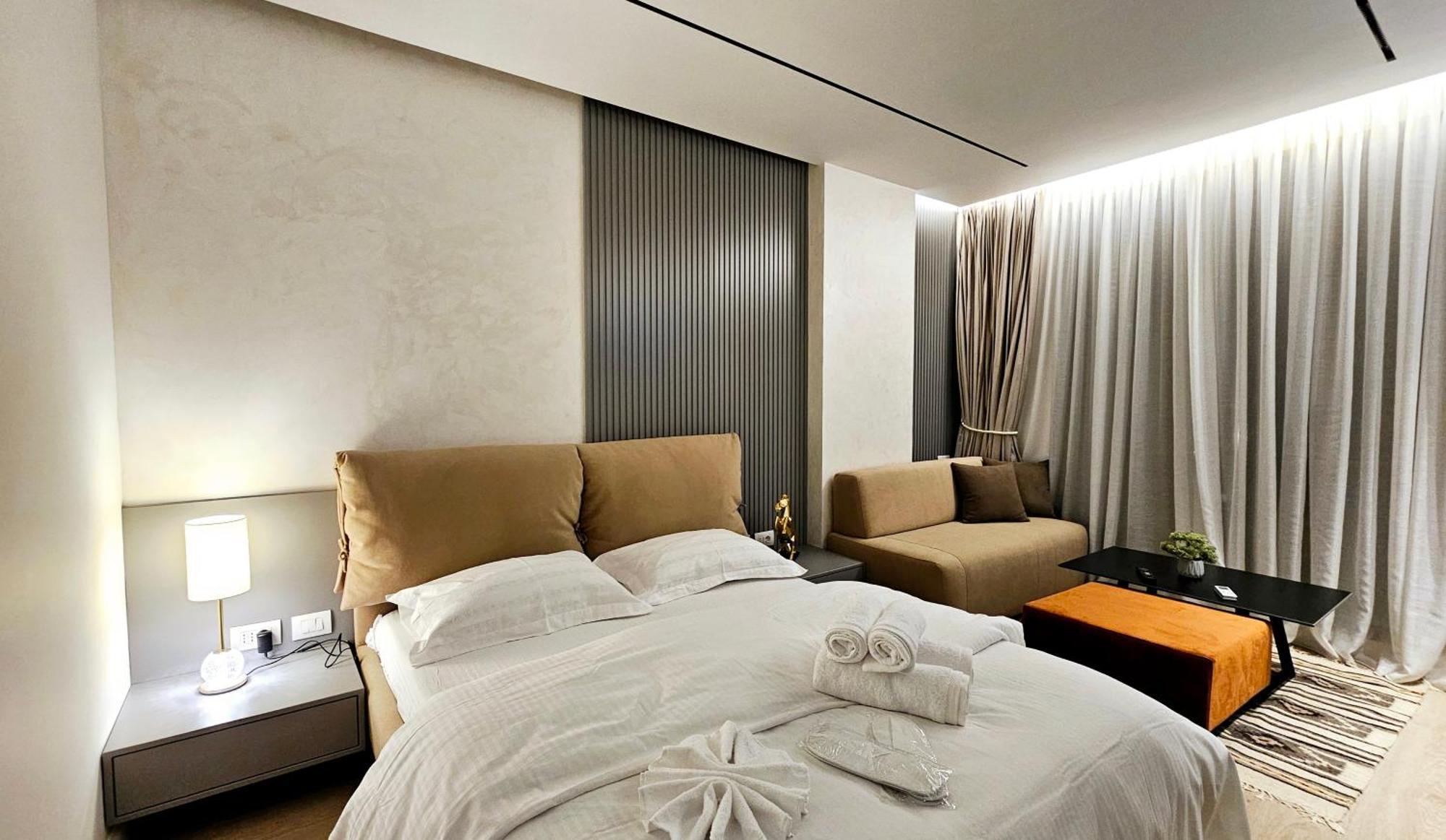 Center Apartment Easy_Luxury ติรานา ภายนอก รูปภาพ