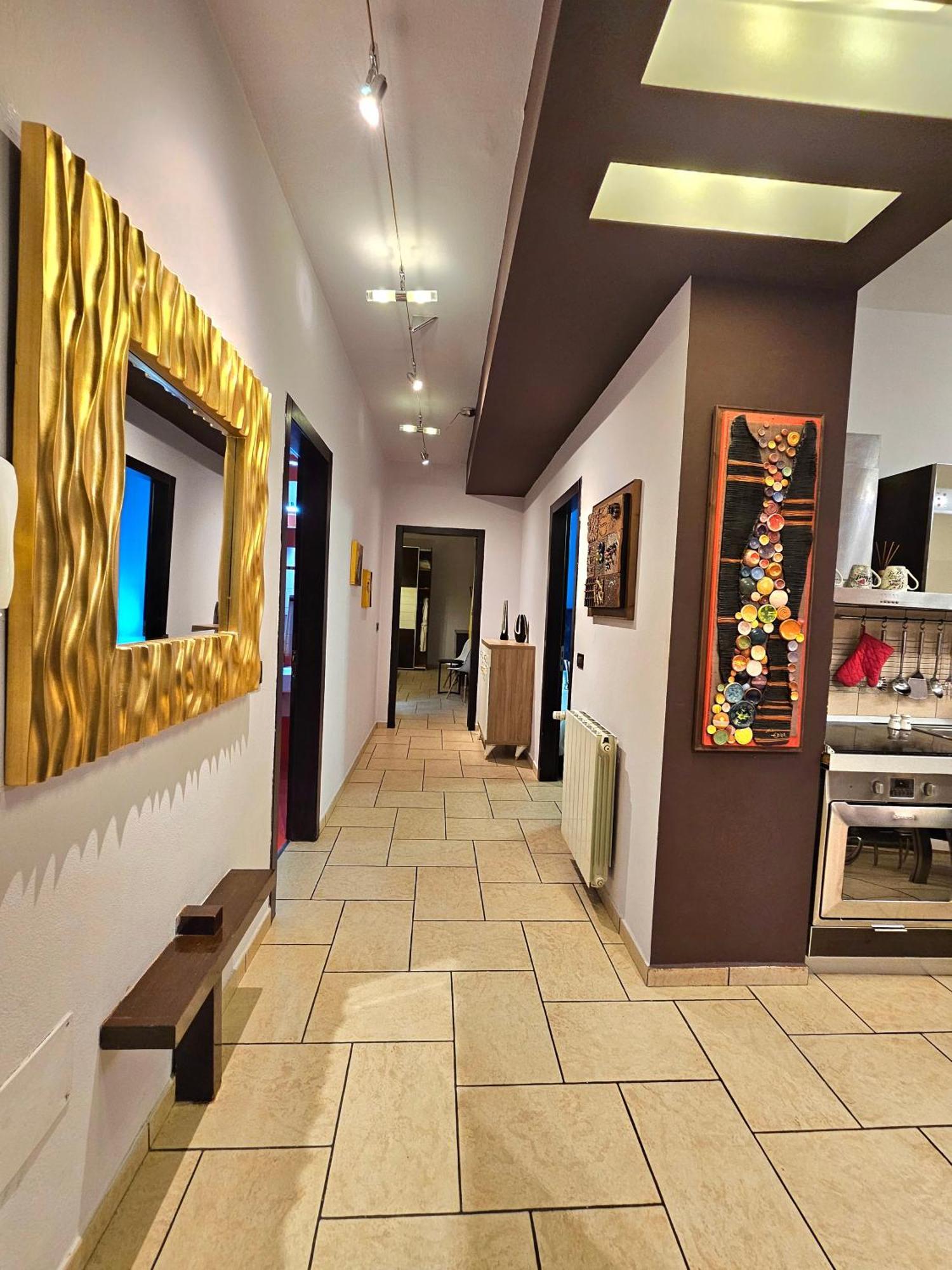 Center Apartment Easy_Luxury ติรานา ภายนอก รูปภาพ