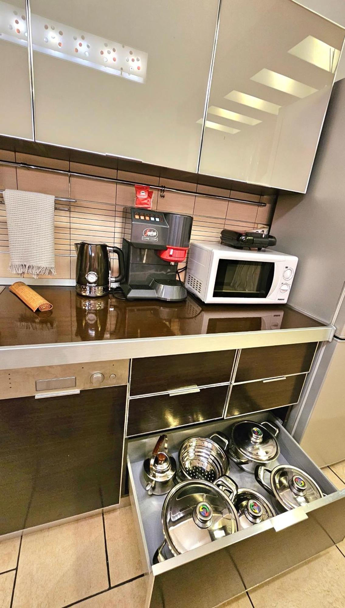Center Apartment Easy_Luxury ติรานา ภายนอก รูปภาพ