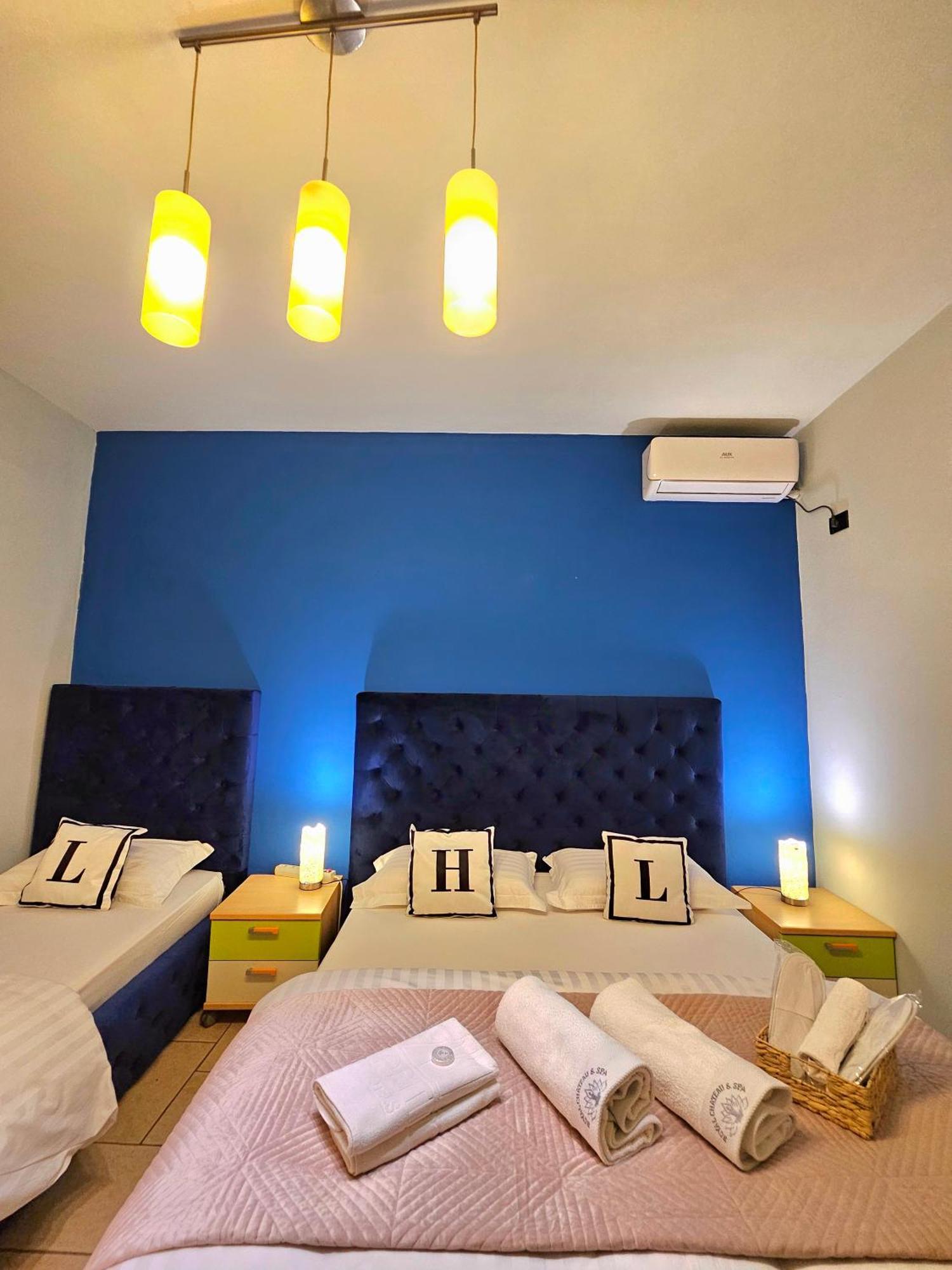 Center Apartment Easy_Luxury ติรานา ภายนอก รูปภาพ