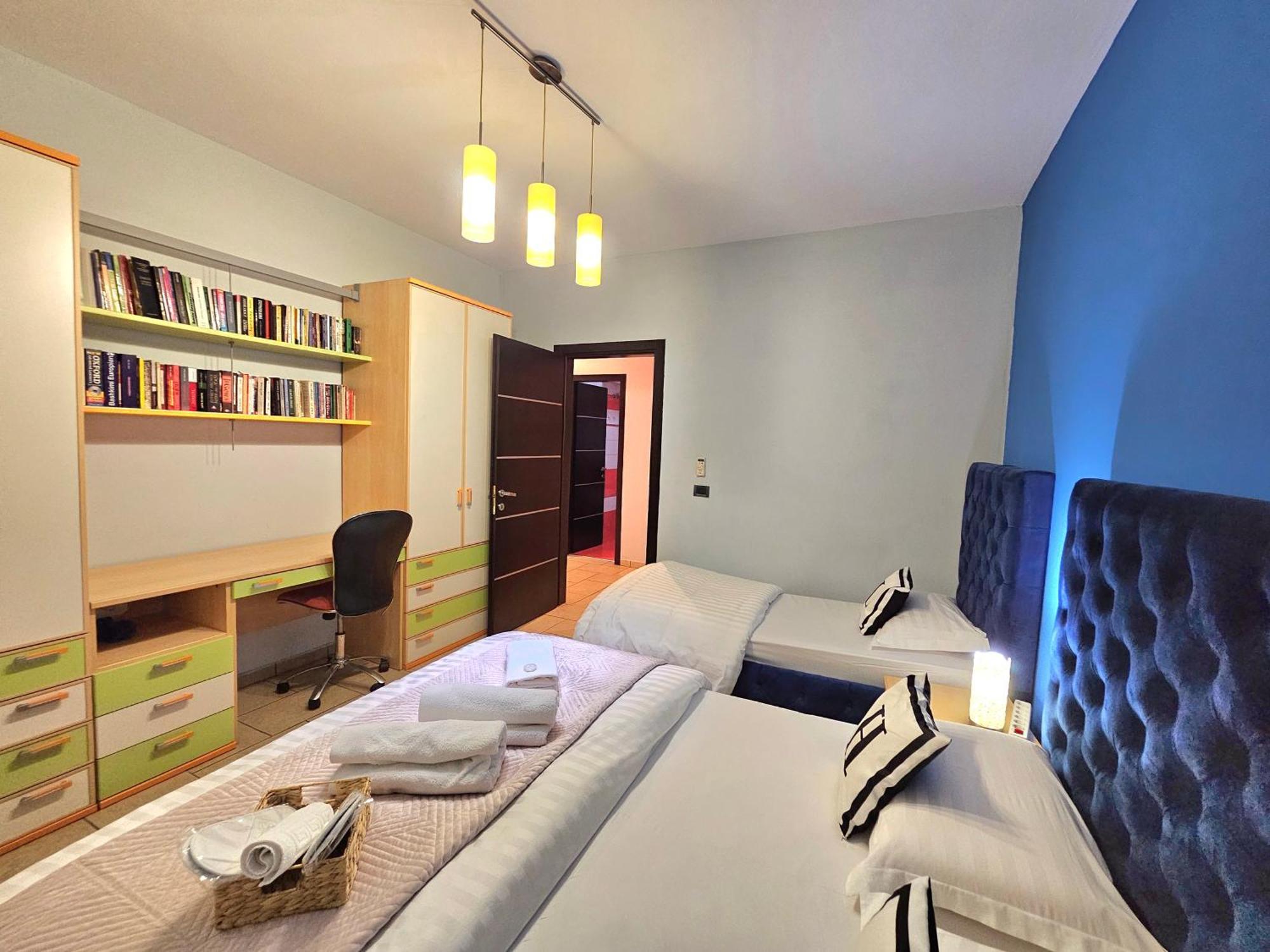 Center Apartment Easy_Luxury ติรานา ภายนอก รูปภาพ