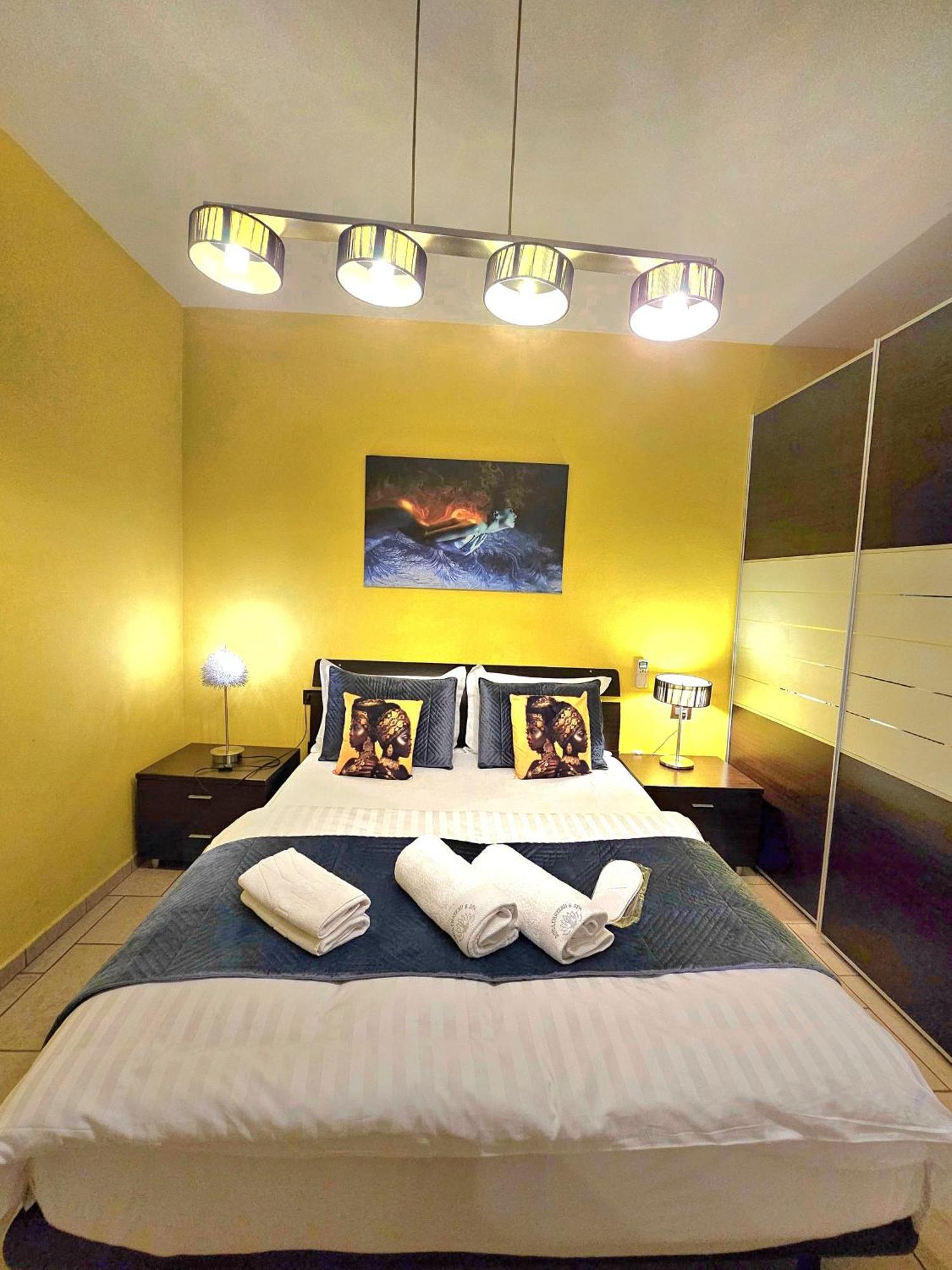 Center Apartment Easy_Luxury ติรานา ภายนอก รูปภาพ