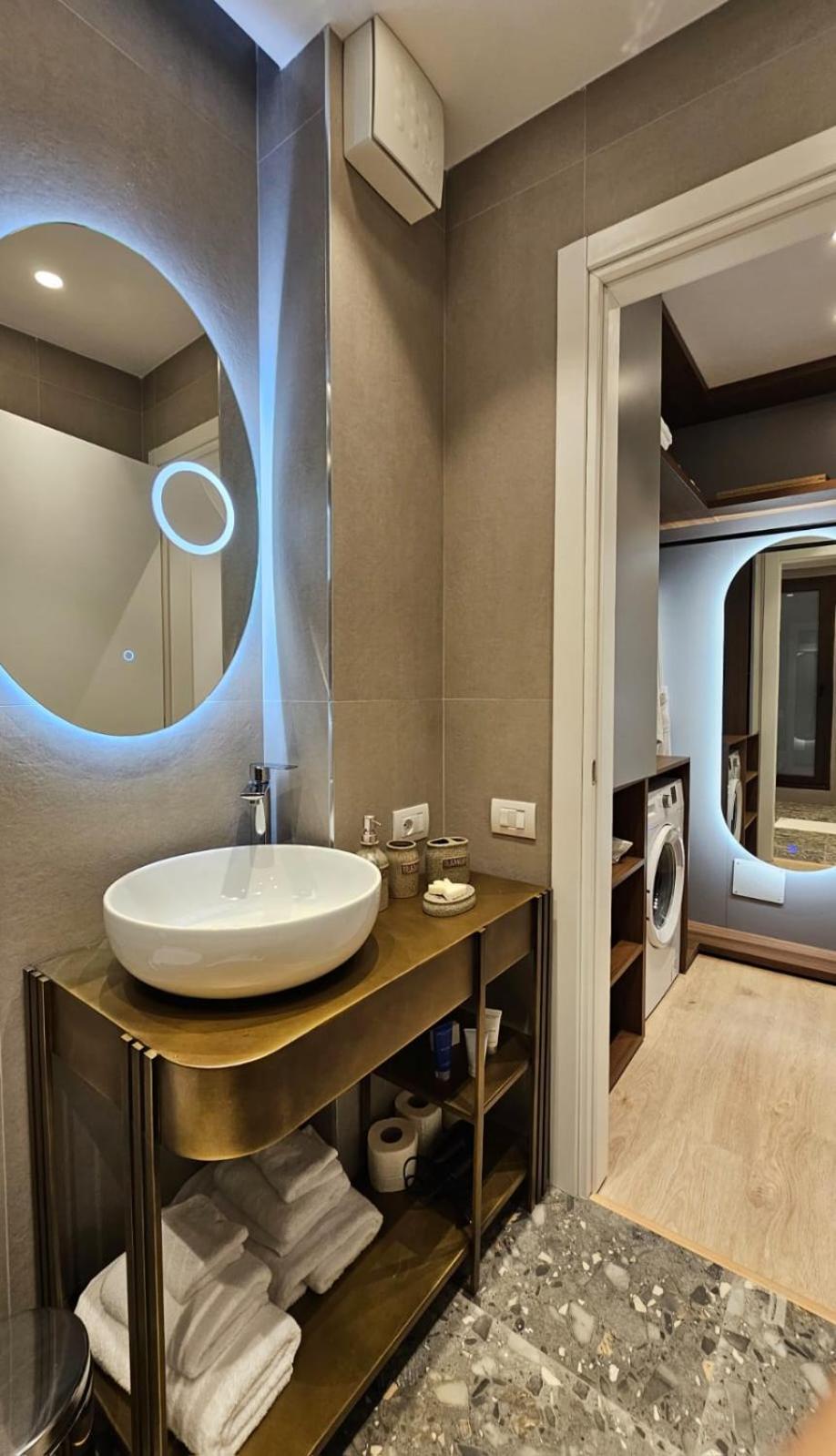 Center Apartment Easy_Luxury ติรานา ภายนอก รูปภาพ