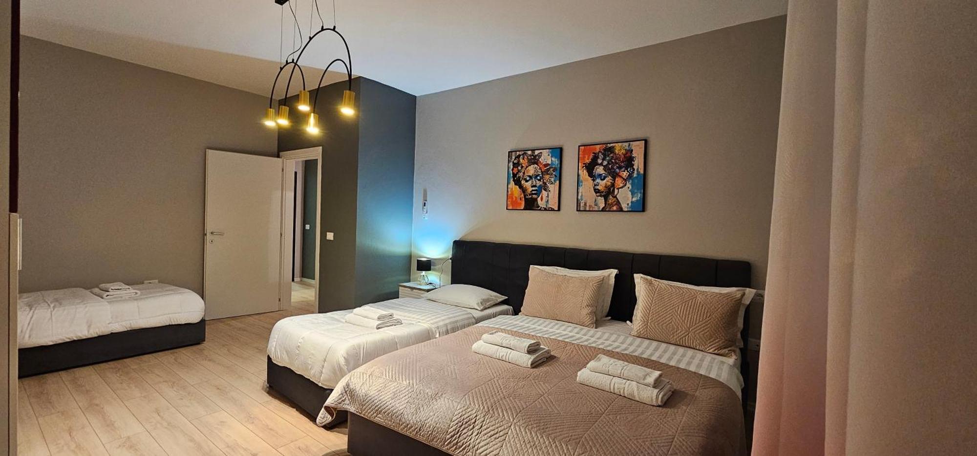 Center Apartment Easy_Luxury ติรานา ภายนอก รูปภาพ