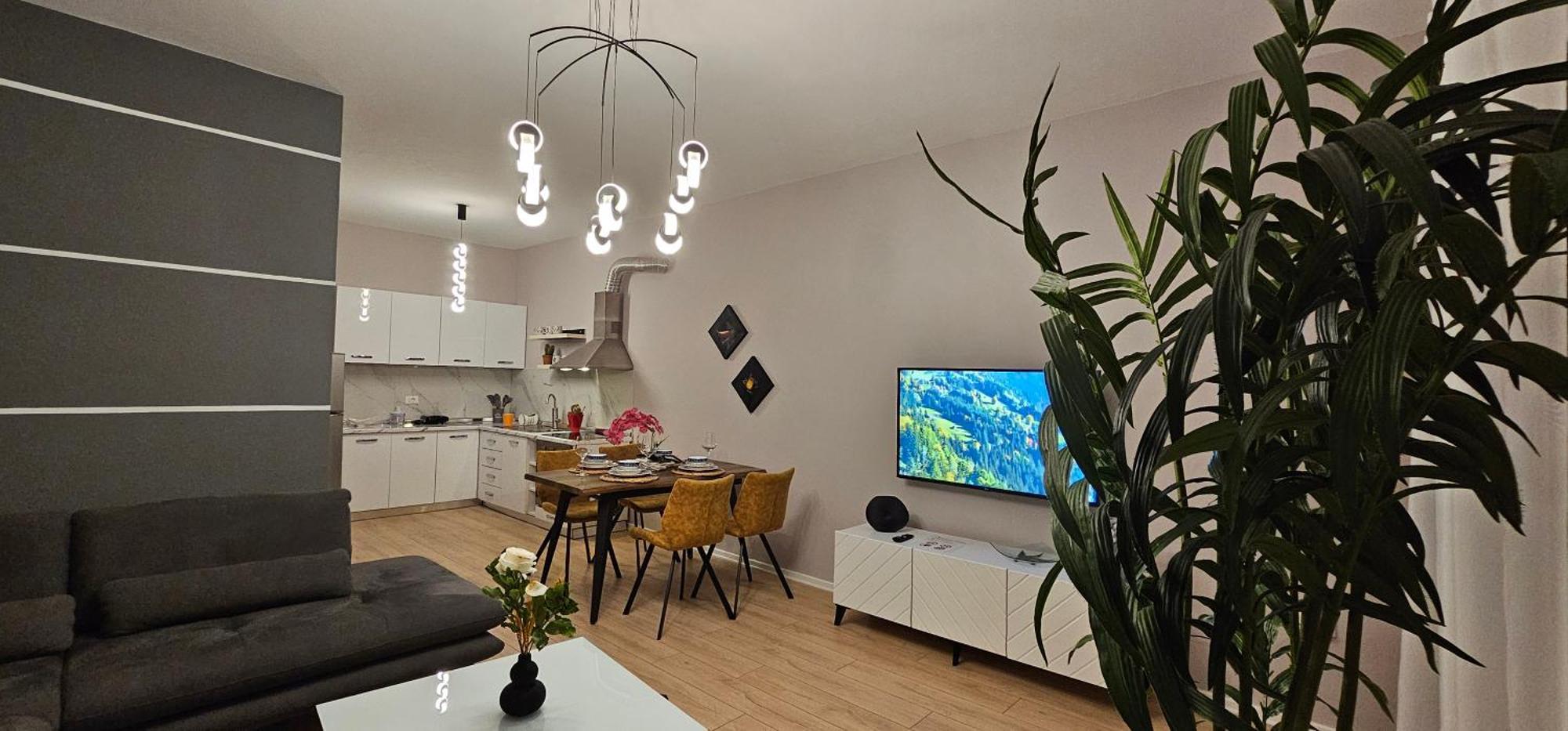 Center Apartment Easy_Luxury ติรานา ภายนอก รูปภาพ